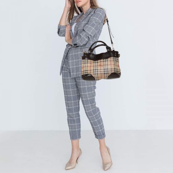 Authentic Burberry Haymarket Check PVC and Leather Small Hepburn Tote Bag - Picture 3 of 14